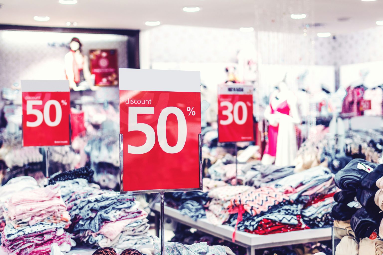 Top tips for staying on budget at the January sales